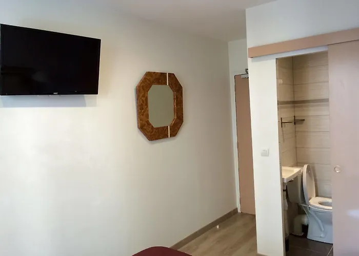 Hotel Azur Montmartre *