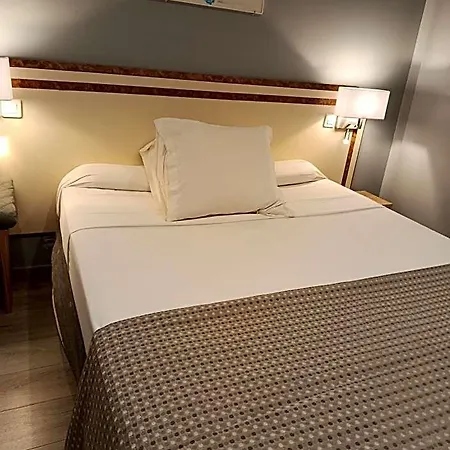 Hotel Azur Montmartre Paris