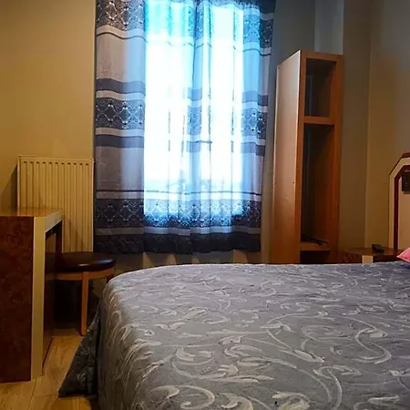 Hotel Azur Montmartre *