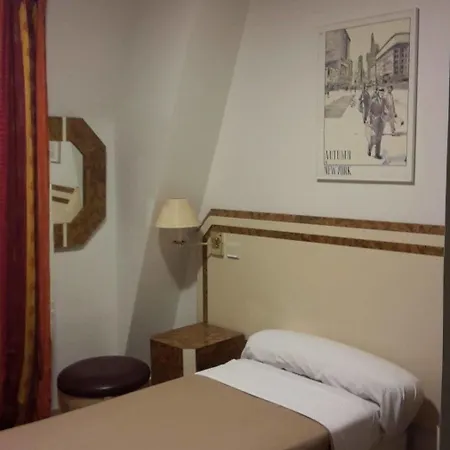 Azur Montmartre Hotel Parijs