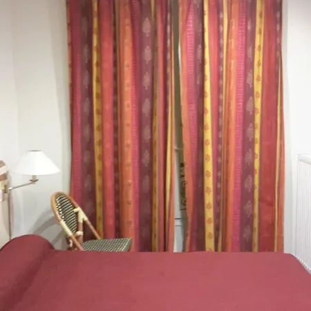 Azur Montmartre * פריז