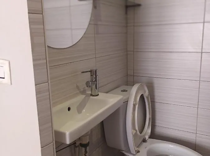 Azur Montmartre Paris