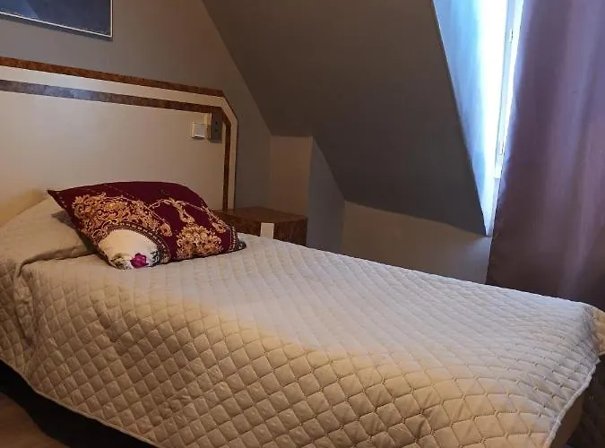 Hotel Azur Montmartre *